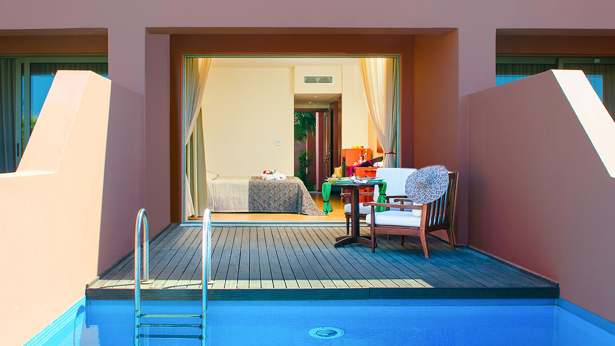 Suite with Private Pool 
